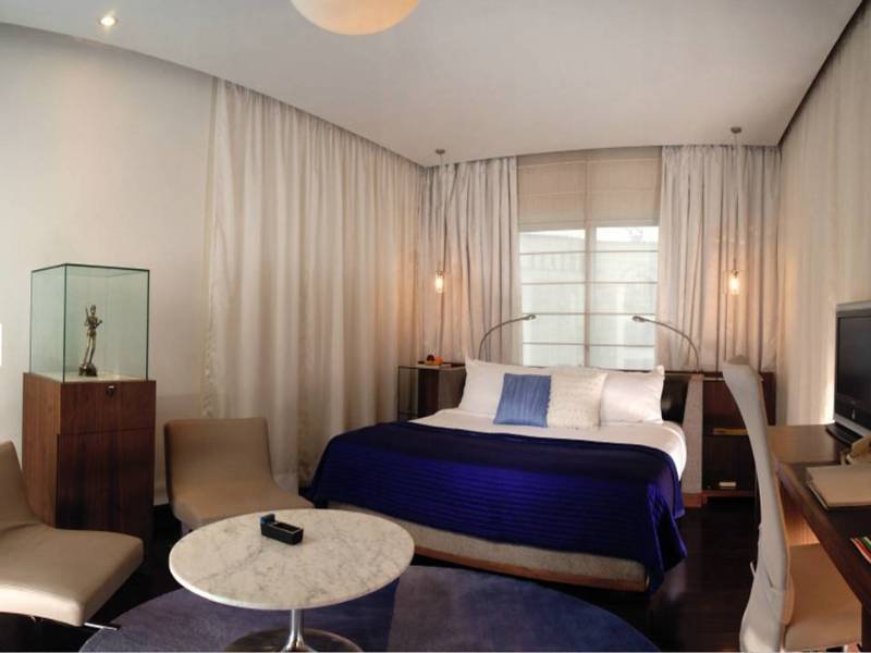 Premium, King Bed