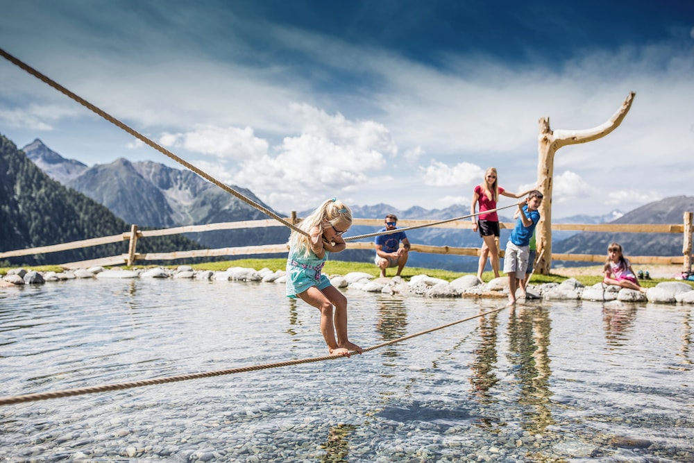 Hotel Alpina nature-wellness 32/33