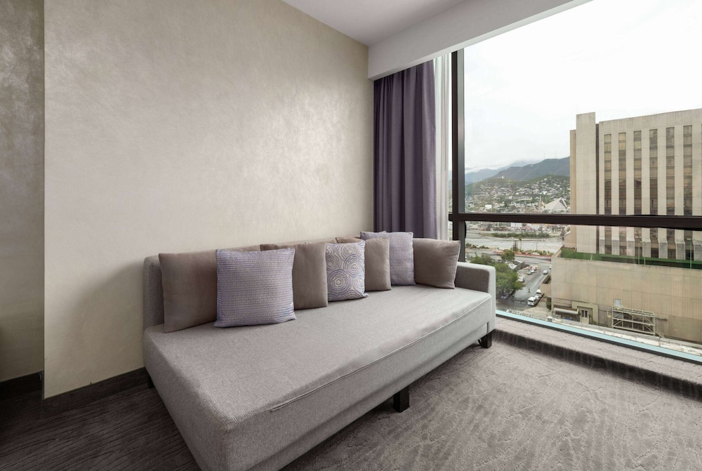 Wyndham Monterrey Ambassador Centro 18/50