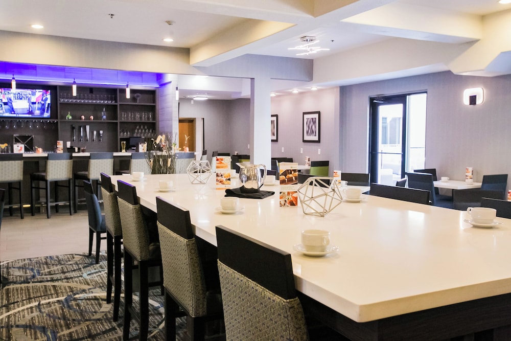 Holiday Inn Longview North 53/80