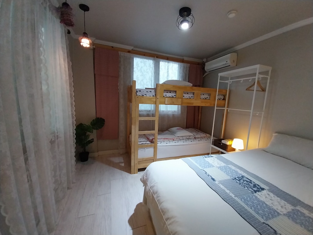 Pohang Youngildae Guesthouse - Hostel 9/50