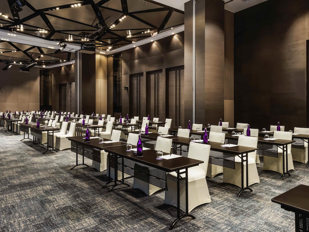 Mercure Singapore On Stevens 38/50