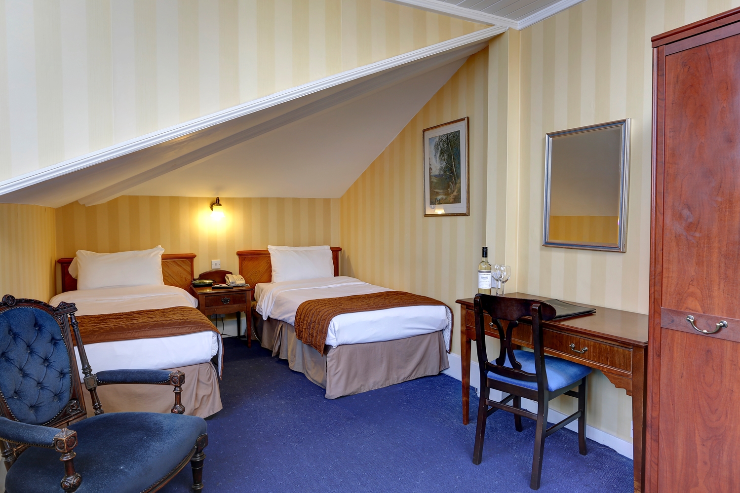 Room, Triple, Twin Beds, 3 Beds