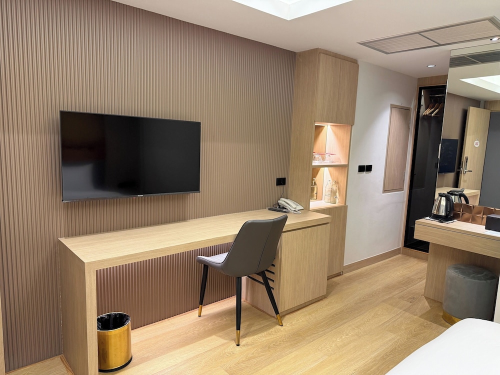 Viva Hotel Songkhla 51/66