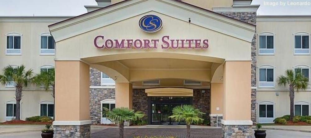 Comfort Suites Leesville 1/50