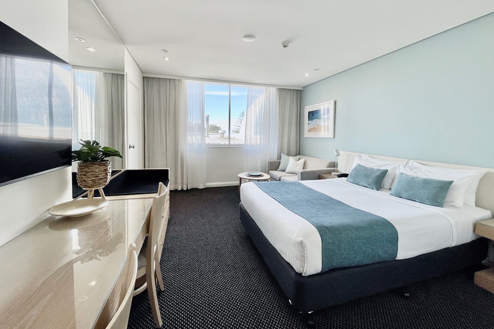 Coogee Sands Hotel And Apartments 8/65