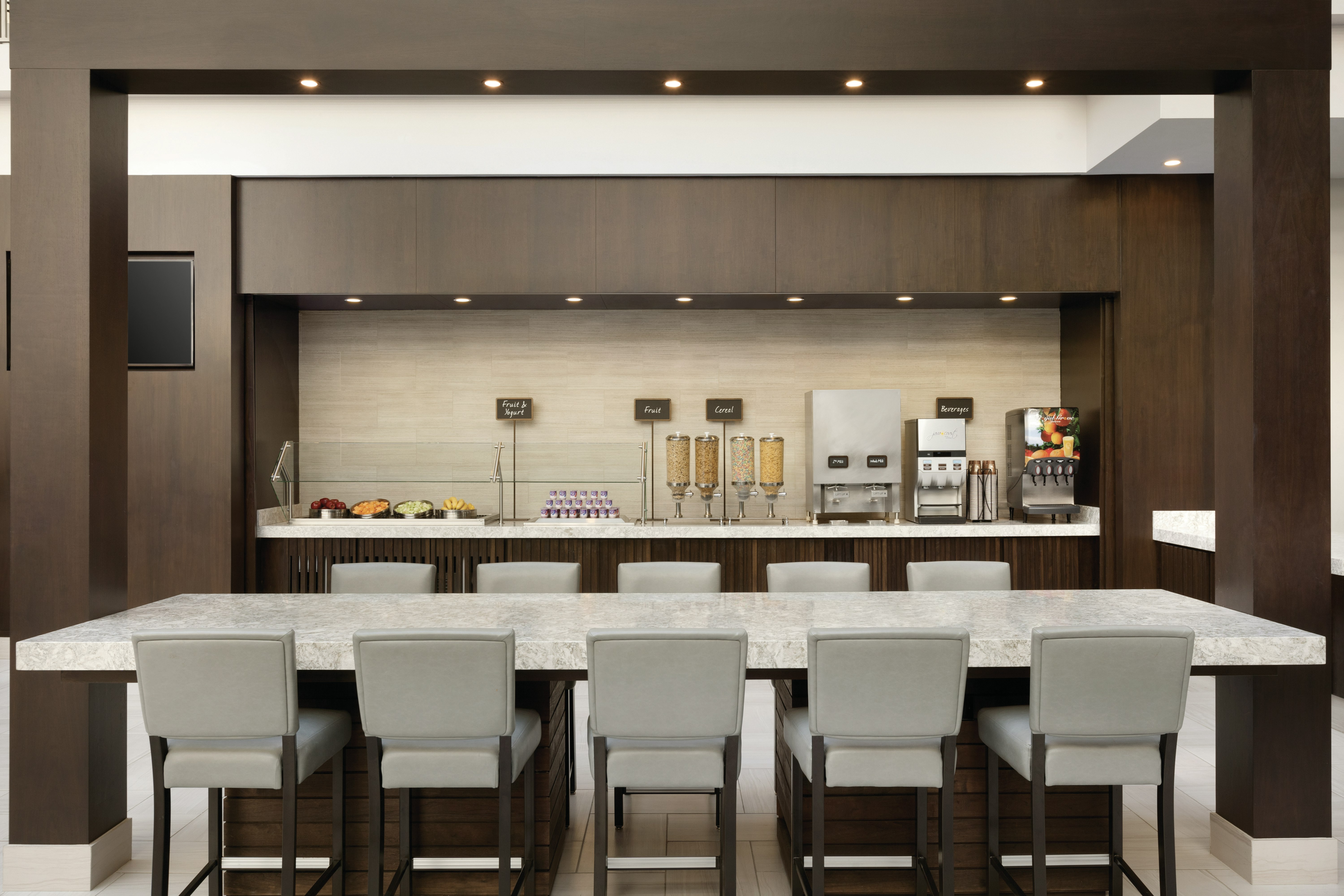 Embassy Suites By Hilton Brea North Orange County 38/56