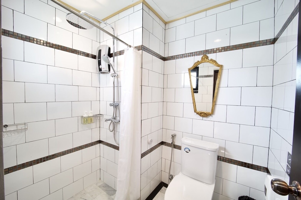 Yuu Hotel Ubon Ratchathani 69/70