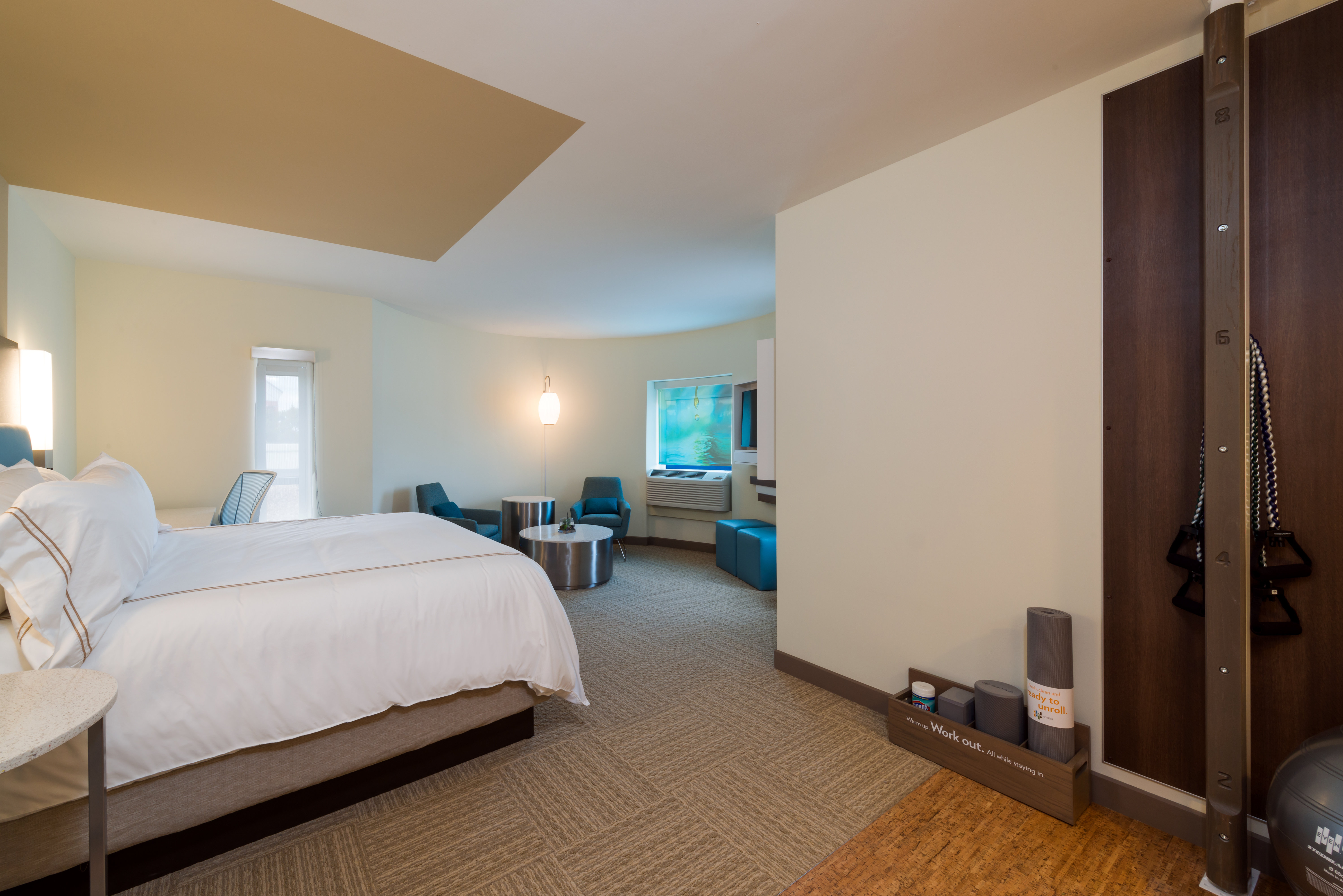 Suite, King Bed