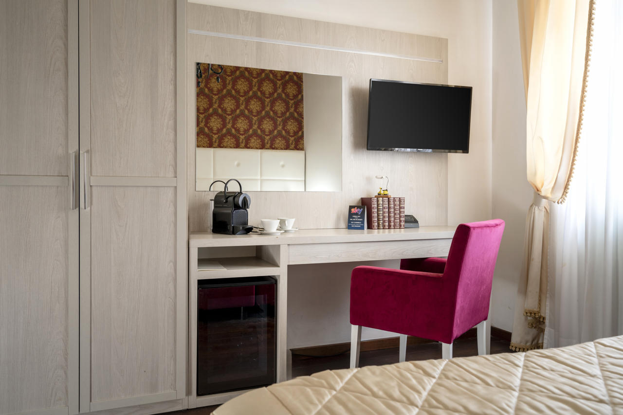 Hotel Re Enzo 97/102