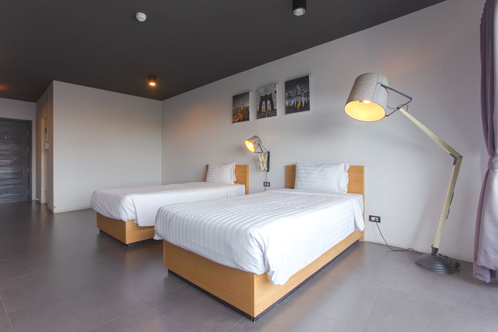 Get Zleep Premium Budget Hotel 14/59