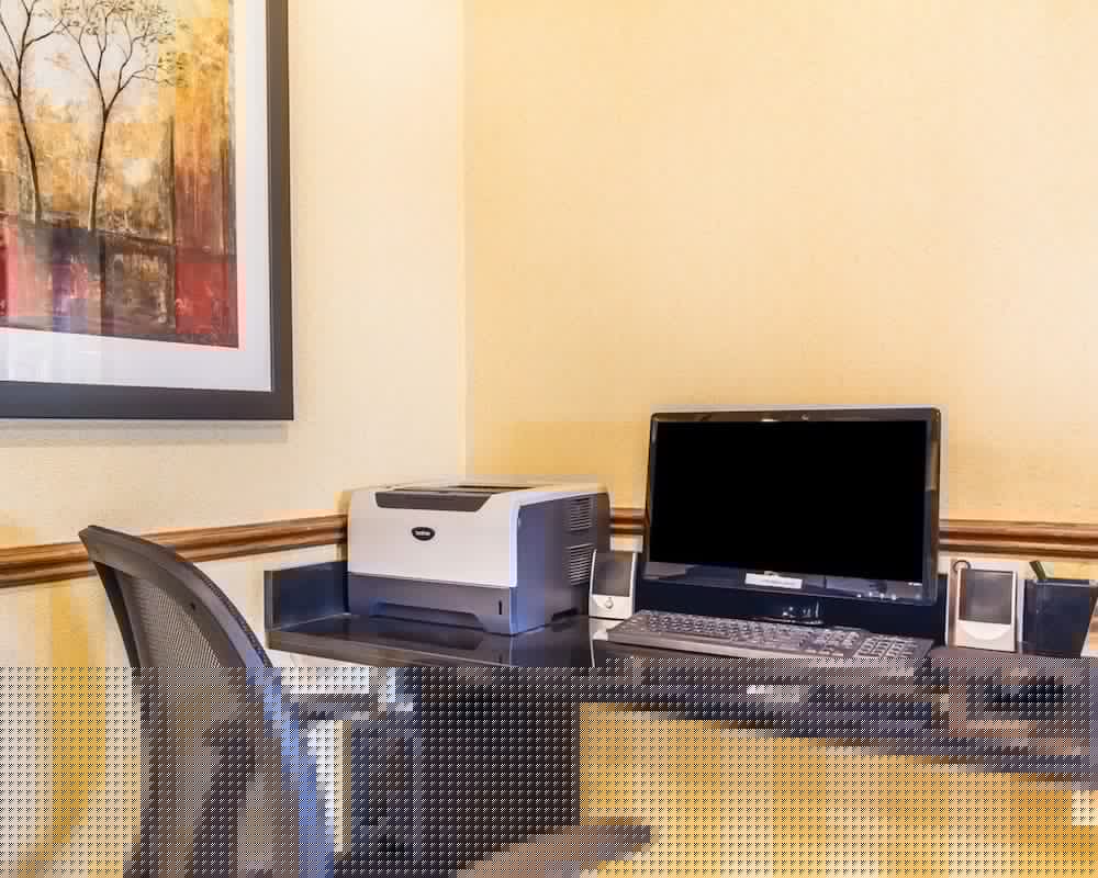 Quality Inn Pontiac 50/52