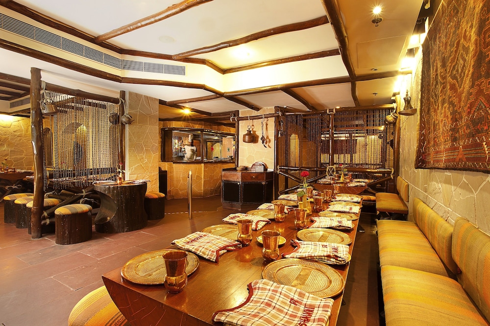 Welcomhotel by ITC Hotels, Alkapuri, Vadodara 37/57