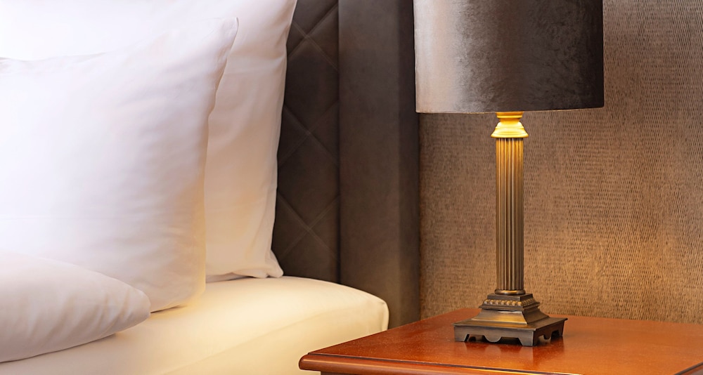 Victor Apos S Residenz Hotel Berlin 7/33