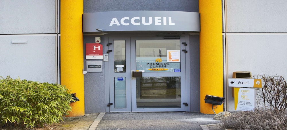 PREMIERE CLASSE MONTREUIL 3/53