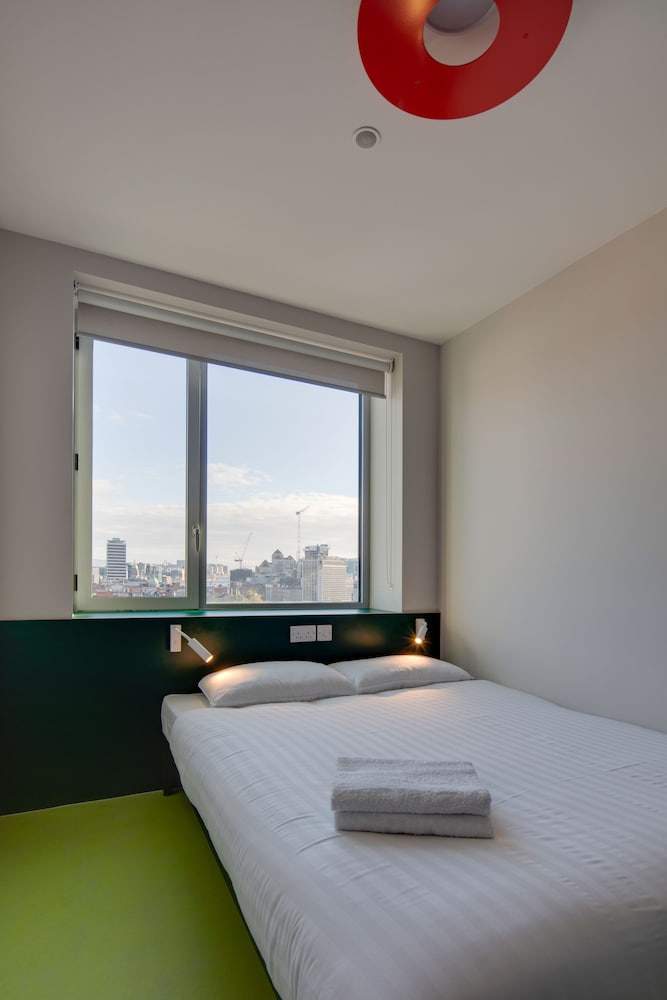 DELUXE, DOUBLE BED, CITY VIEW, PRIVATE BATHROOM