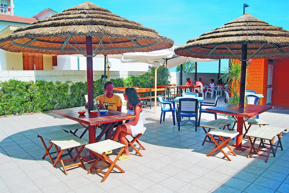 Hotel Caravel 37/50