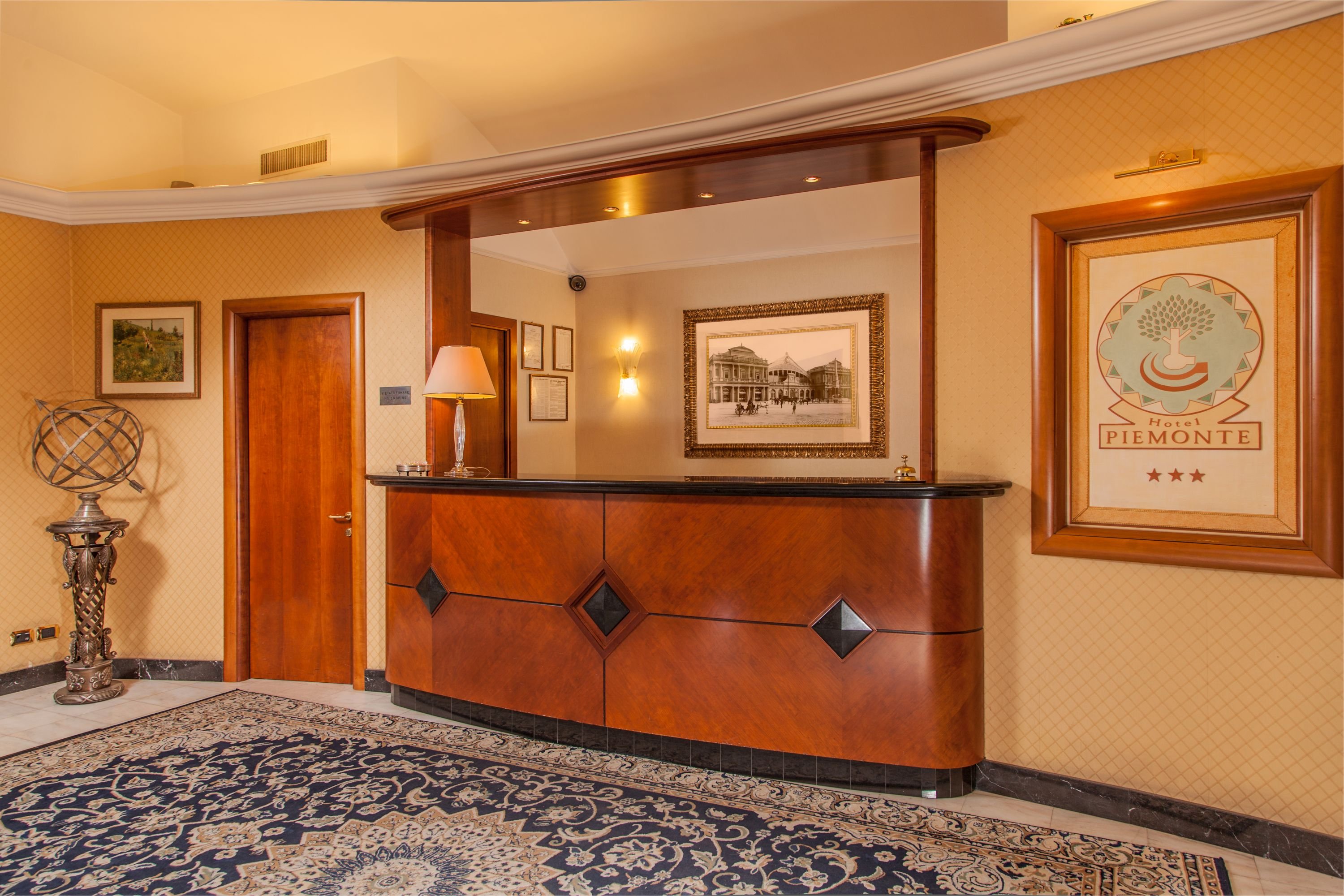 Lobby at Hotel Piemonte Rome, ROME