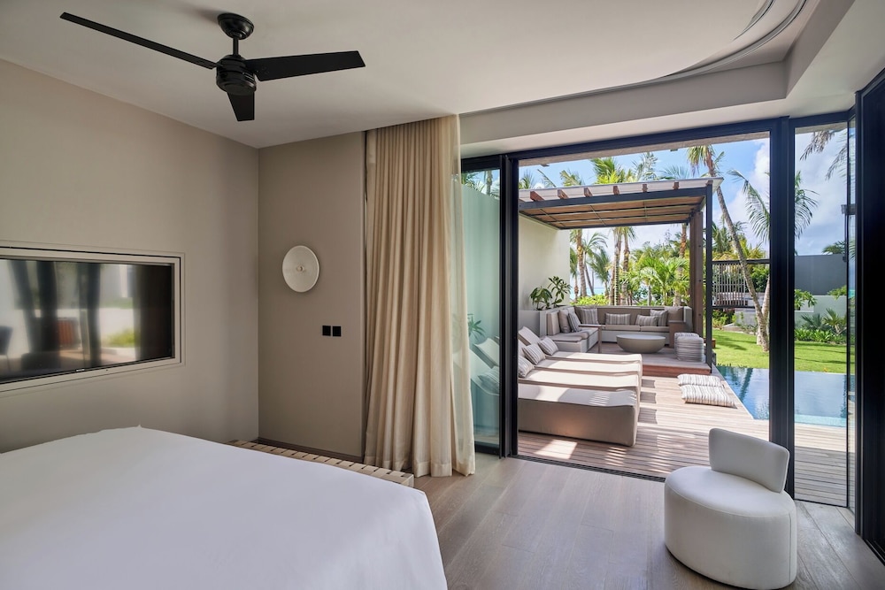 POOL, LUXURY, VILLA, MULTIPLE BEDS
