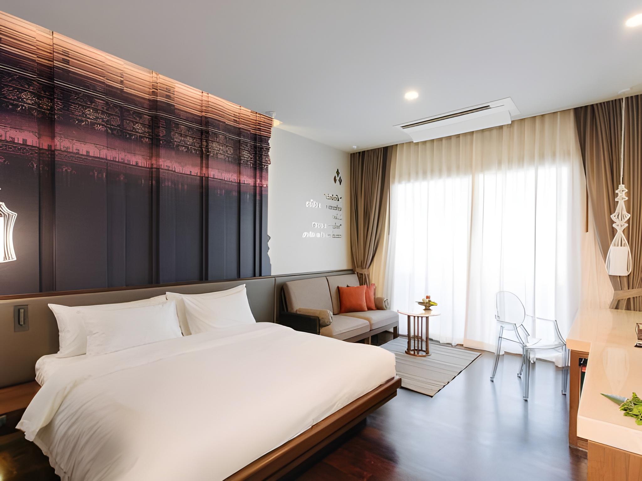 Luxury, King Bed, Queen Bed, Pool Access