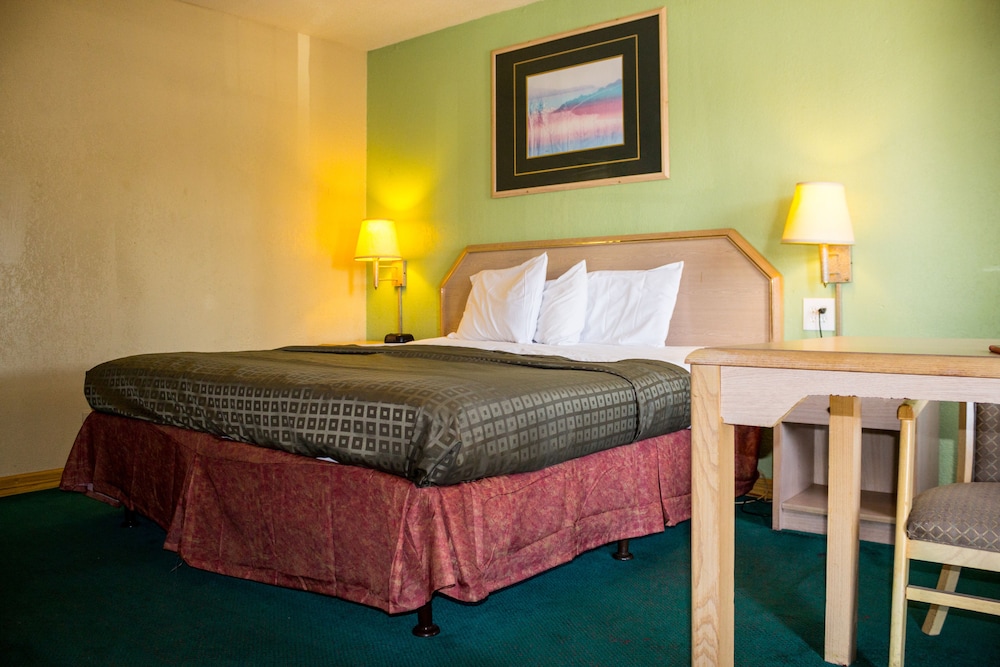 RODEWAY INN MUSKOGEE 5/39