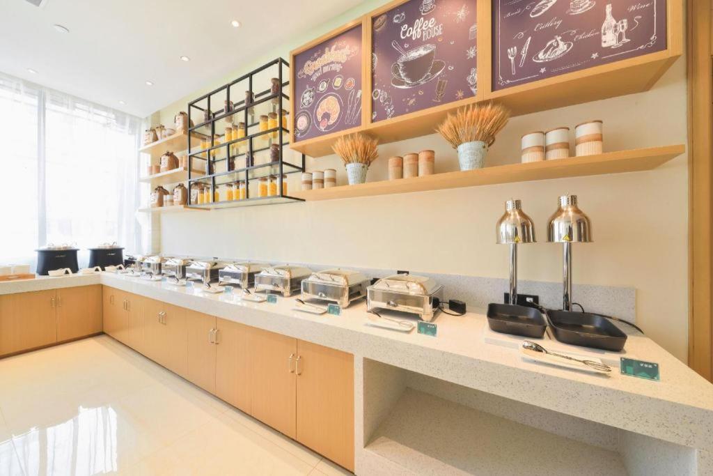 City Comfort Inn Enshi Jingang Baijia Plaza 44/44