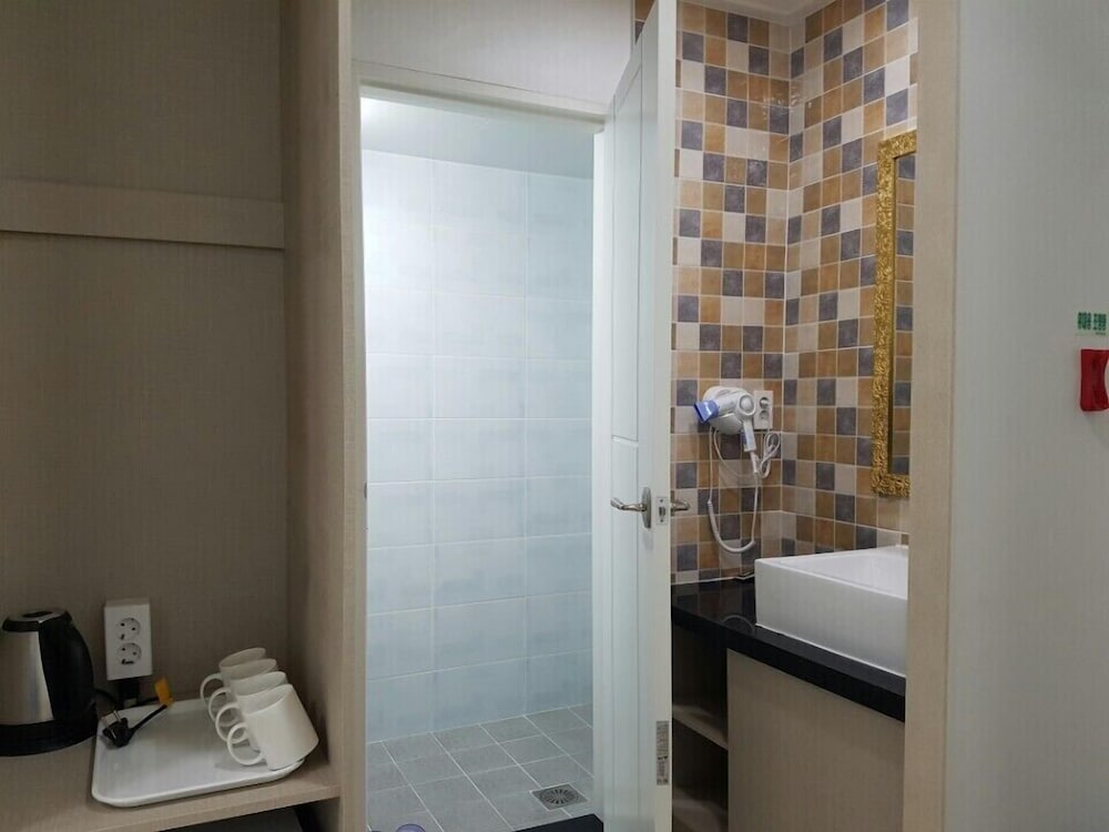 Jeju Cordelia S Hotel 50/50