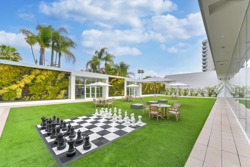 The Beverly Hilton 55/60