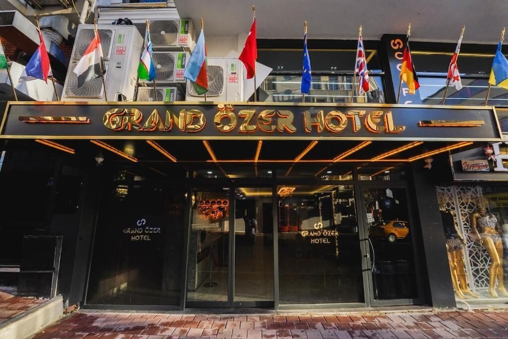 Grand Ozer Hotel 19/20