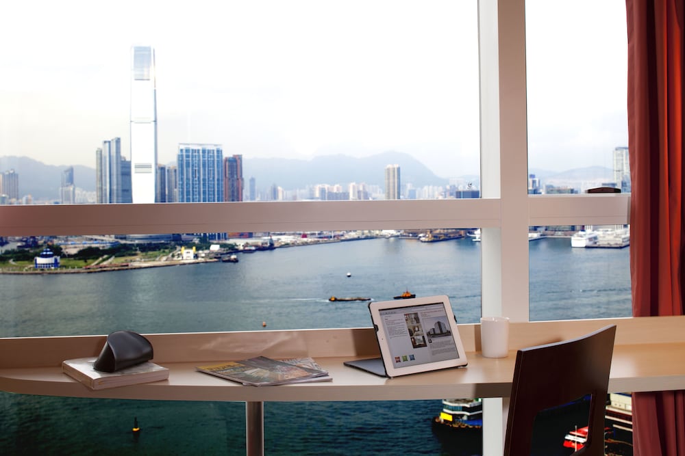 Ibis Hong Kong Central & Sheung Wan Hotel 62/65