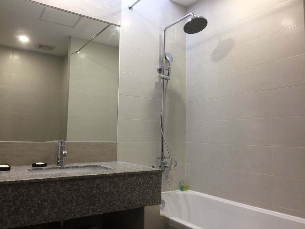 Mezzo Hotel 36/42