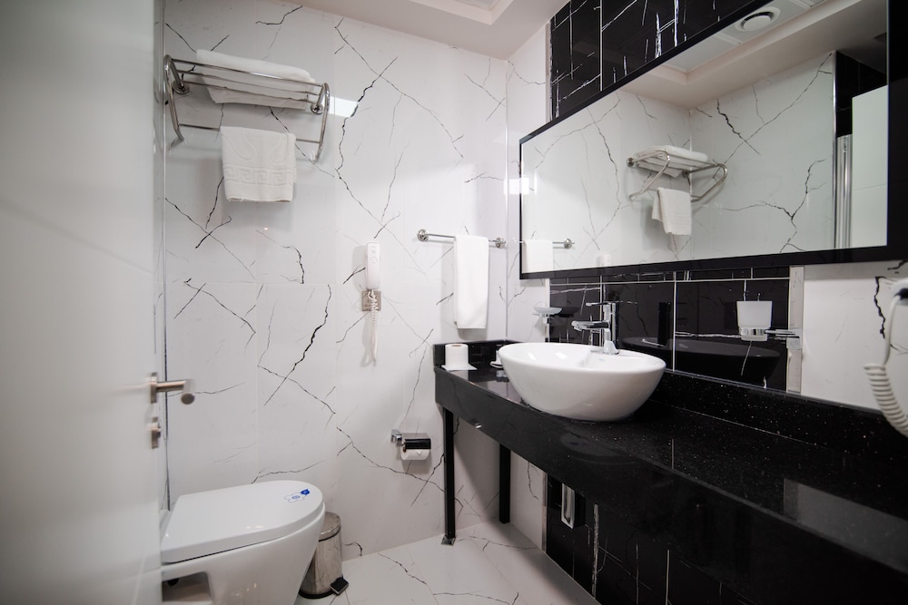 Grand Hotel and Convention Centre Karaman 26/33