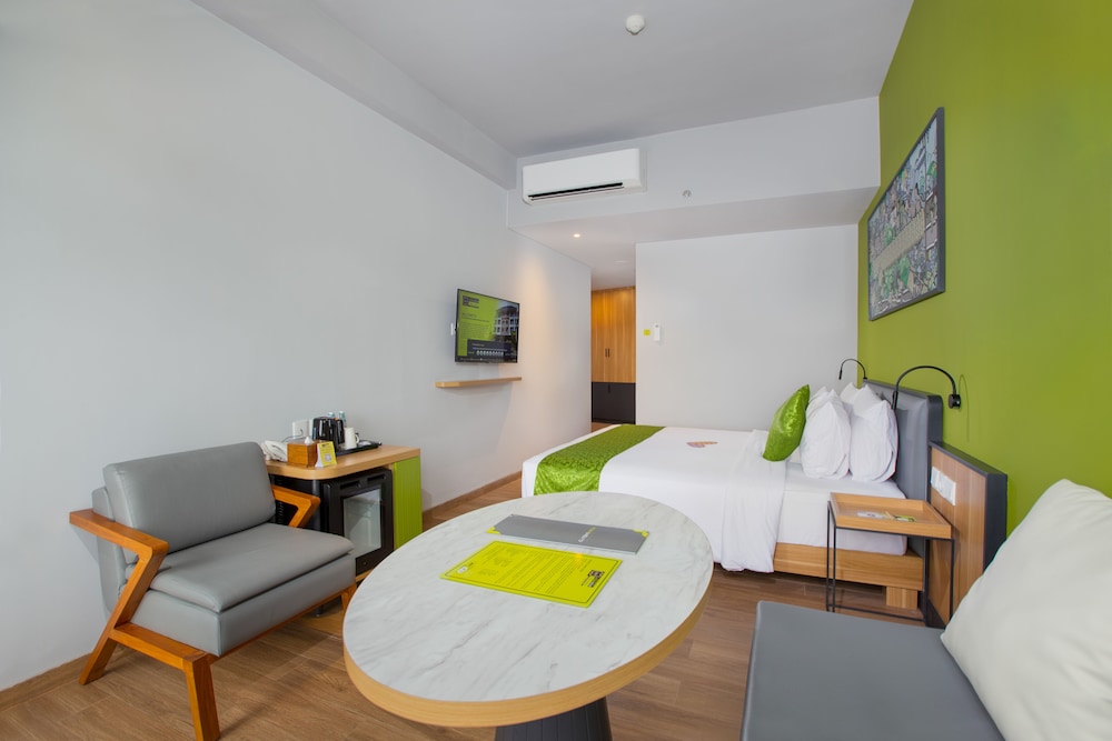 RV Hotel Gianyar 20/35
