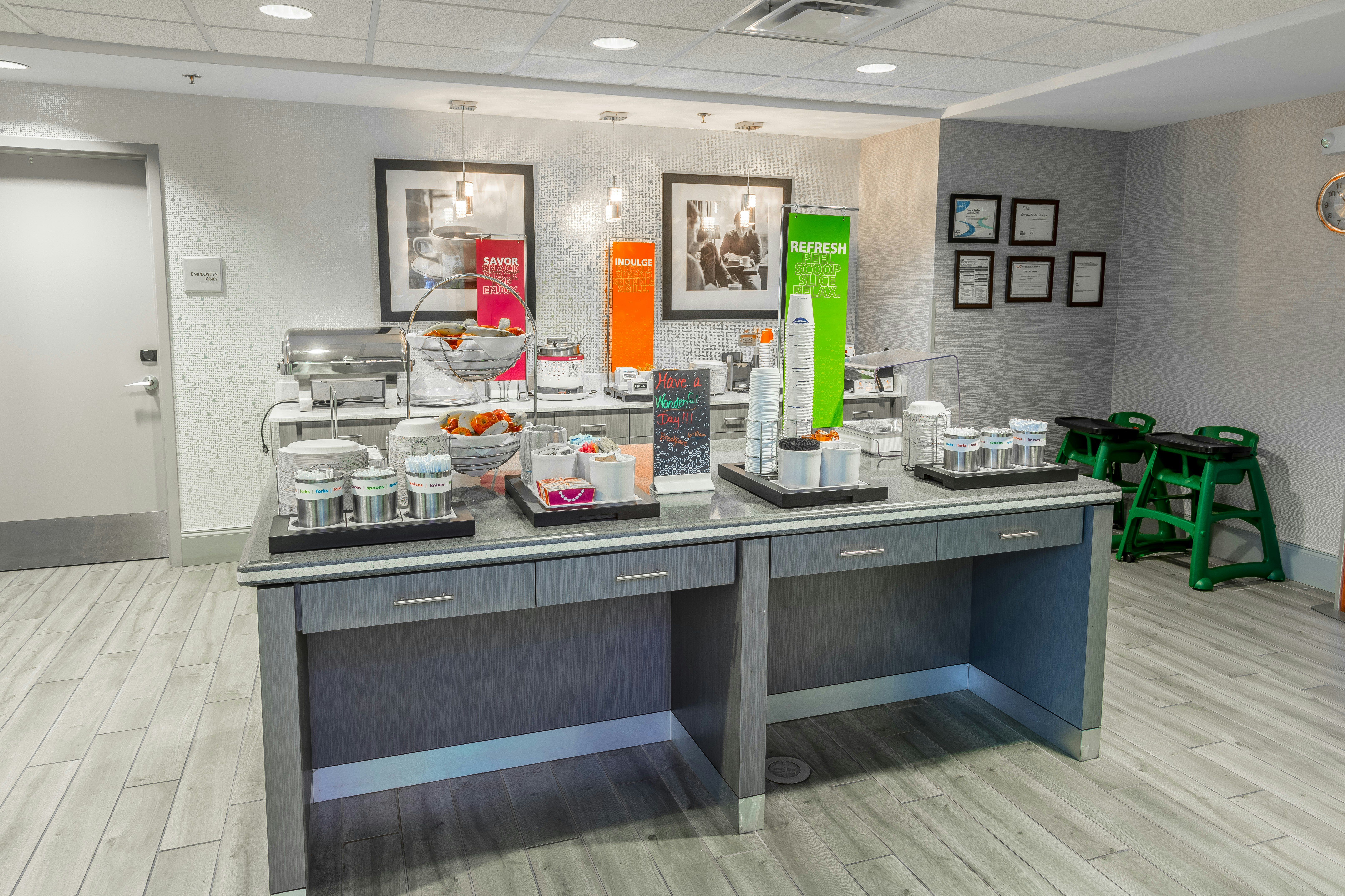 Hampton Inn Suites Dublin 8/50