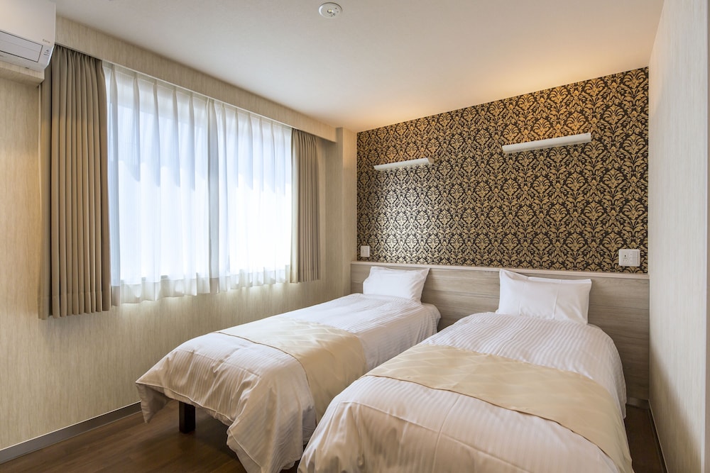 2 BEDROOMS, SUPERIOR, QUADRUPLE, BALCONY