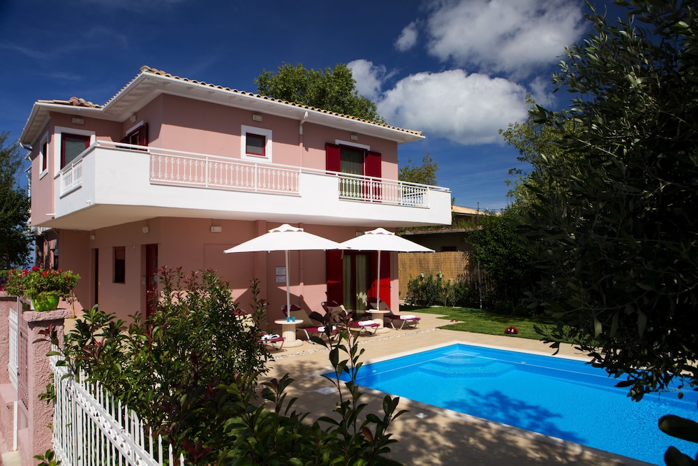 Exanthia Villas 3/50