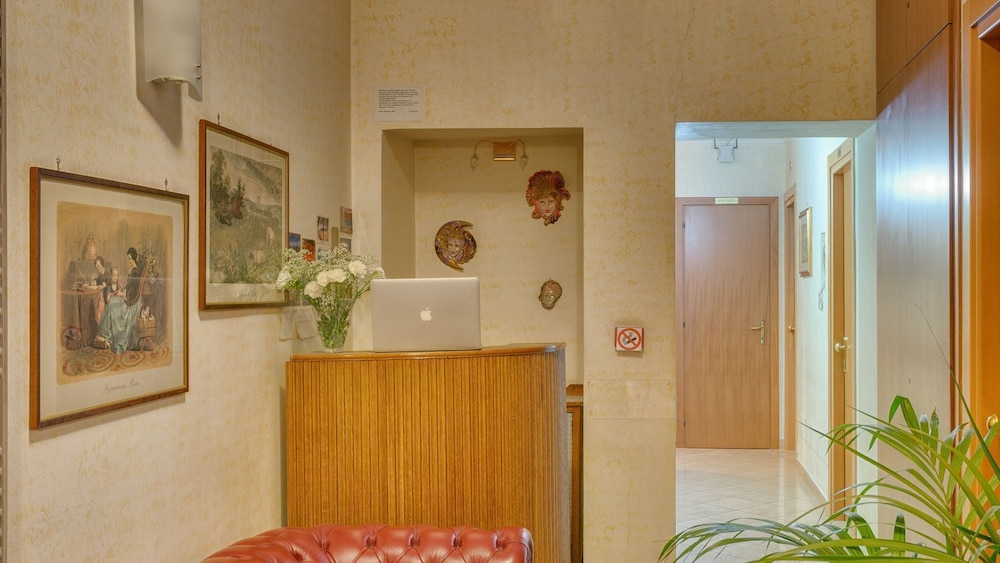 Washington Resi Lucia Hotel 5/36