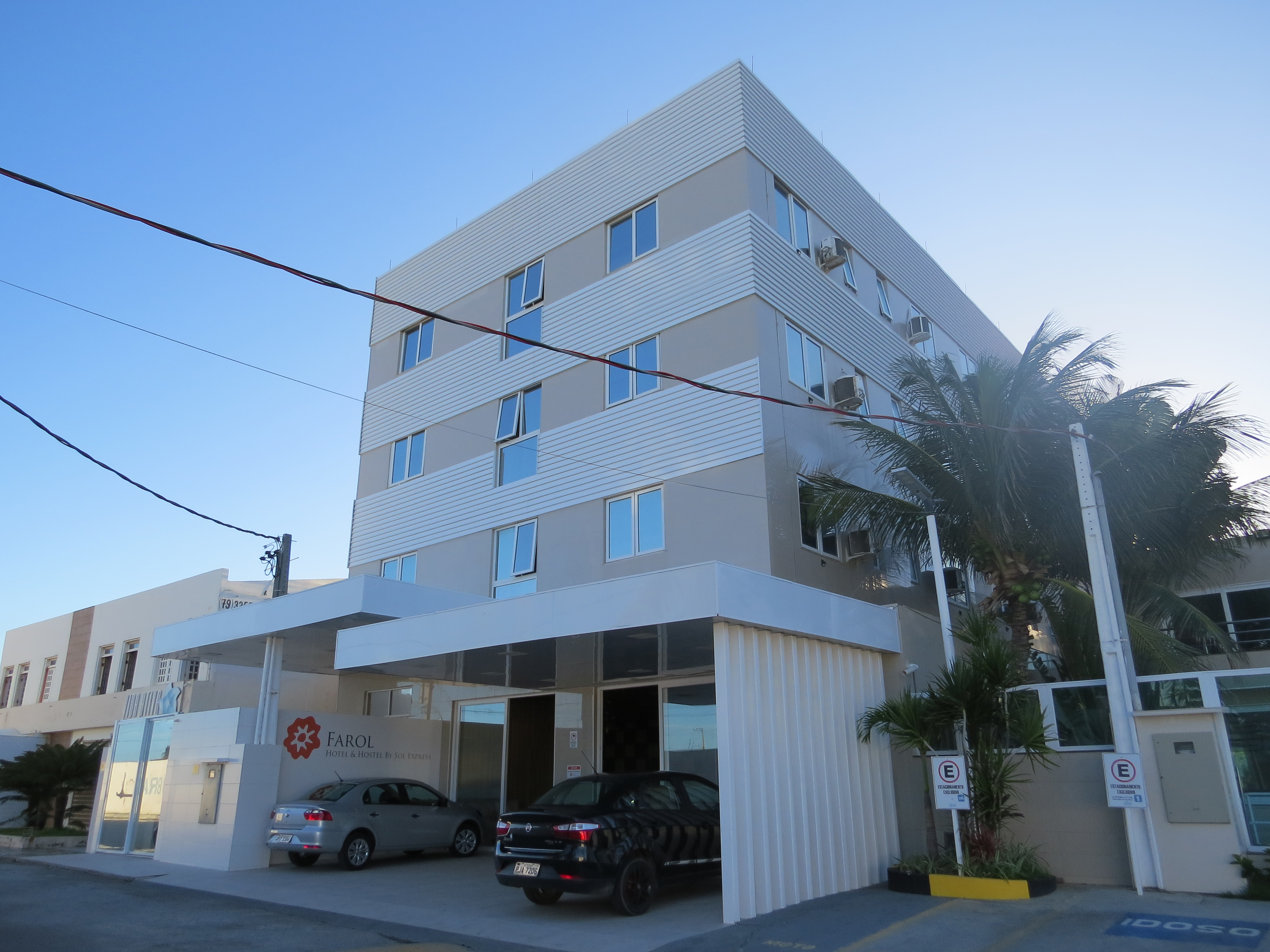 Farol Plaza Hotel 29/33