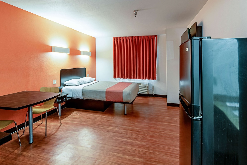 Motel6 Lebanon, IN 32/54