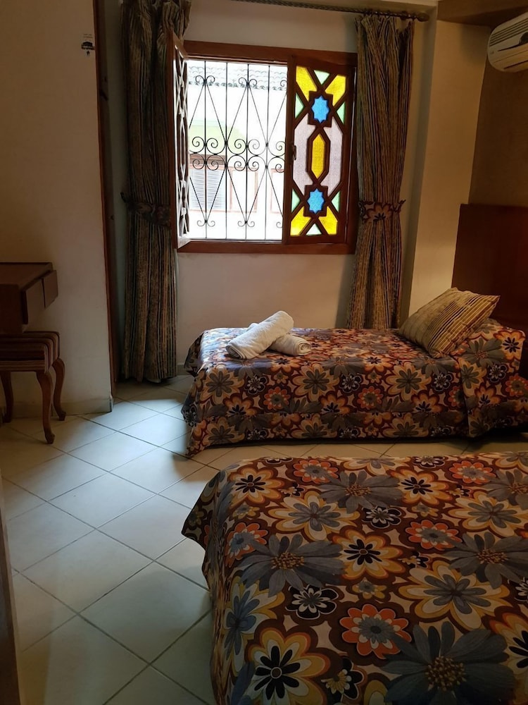 HOTEL ALI 20/72