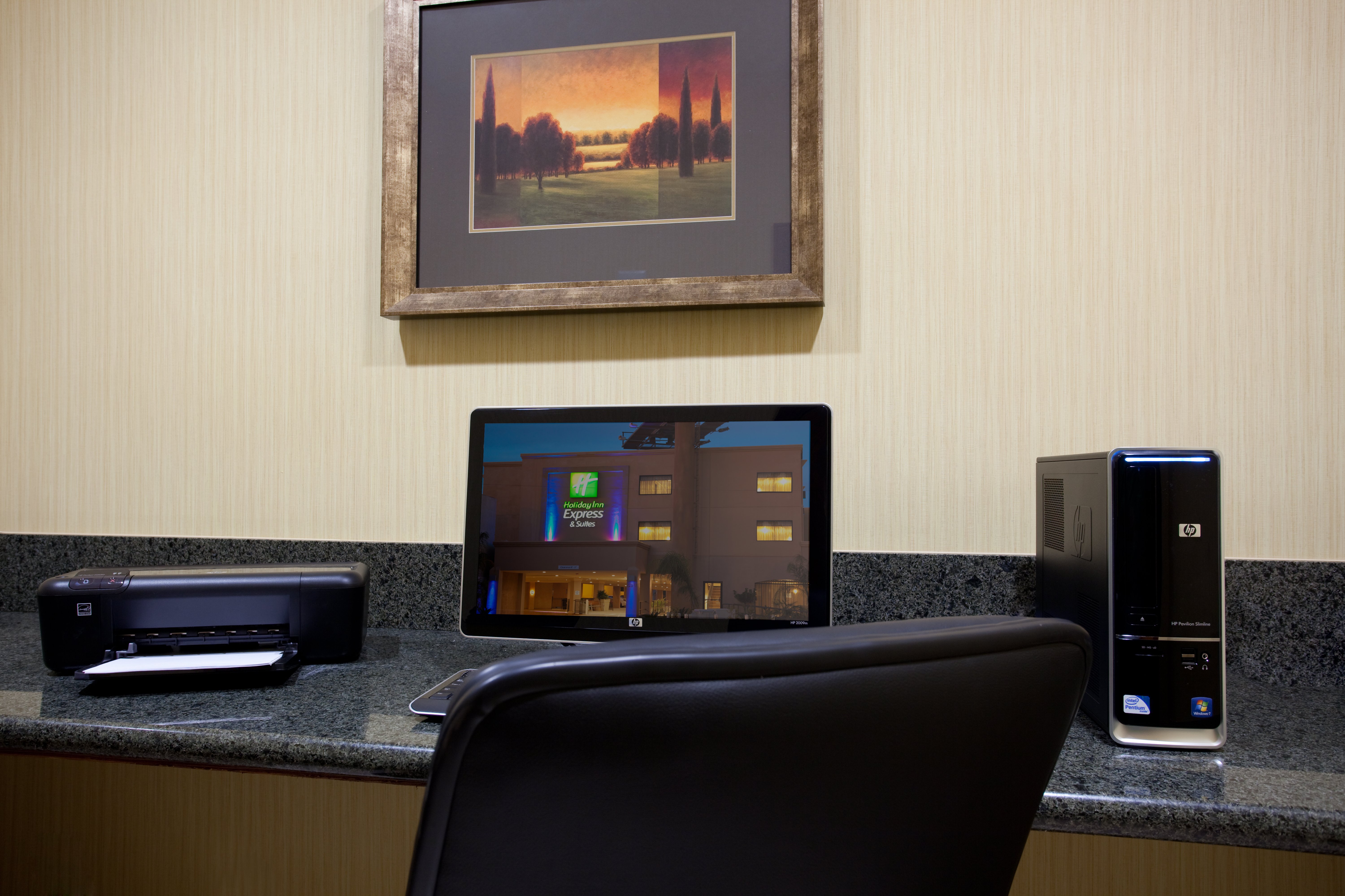 Holiday Inn Express Hotel And Suites Woodland Hills 49/52