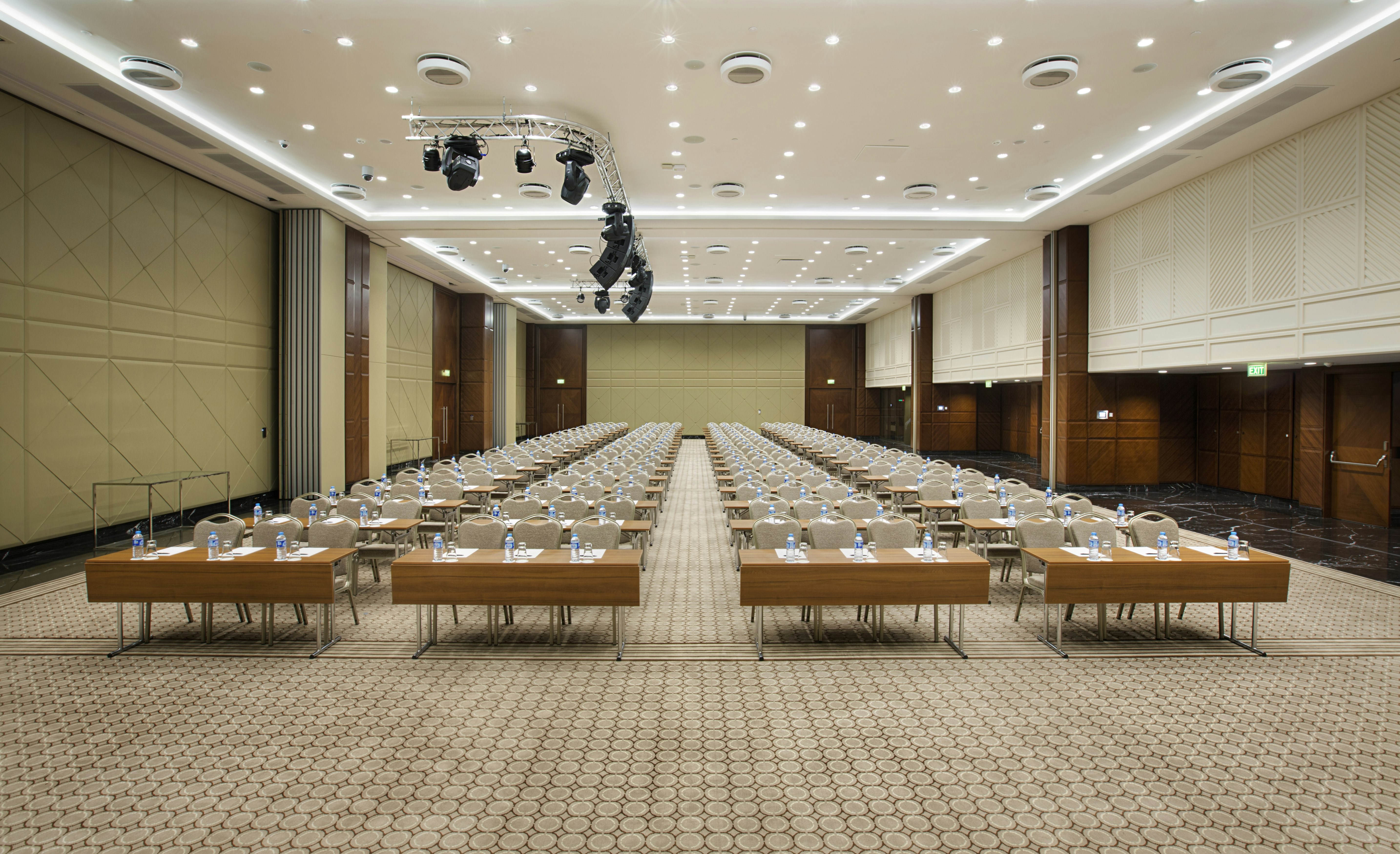 Doubletree By Hilton Istanbul Avcilar 55/77