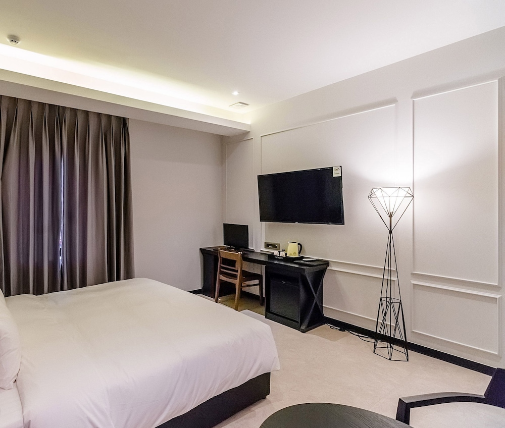 Hotel Marcher 13/76