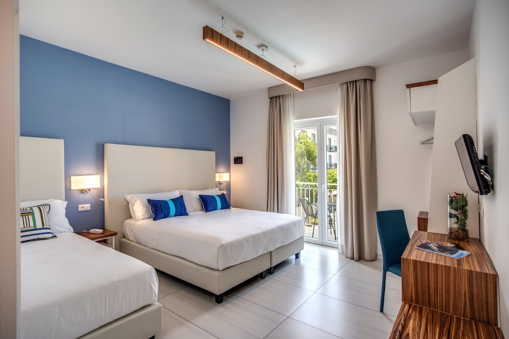 Hotel Florida Sorrento 30/80