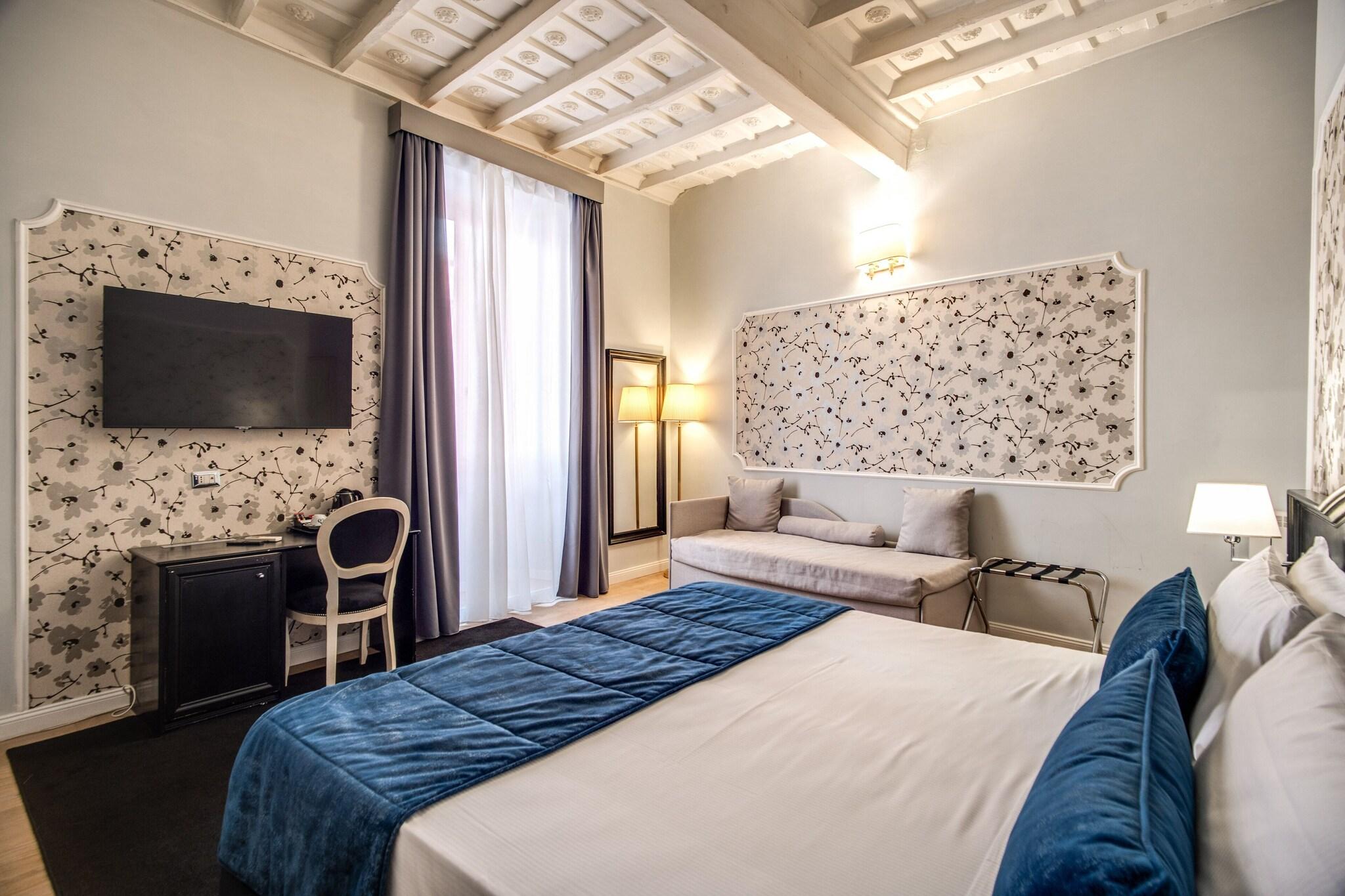 غرفة سوبيريور بسريرين منفصلين، Relais Fontana di Trevi 4/10