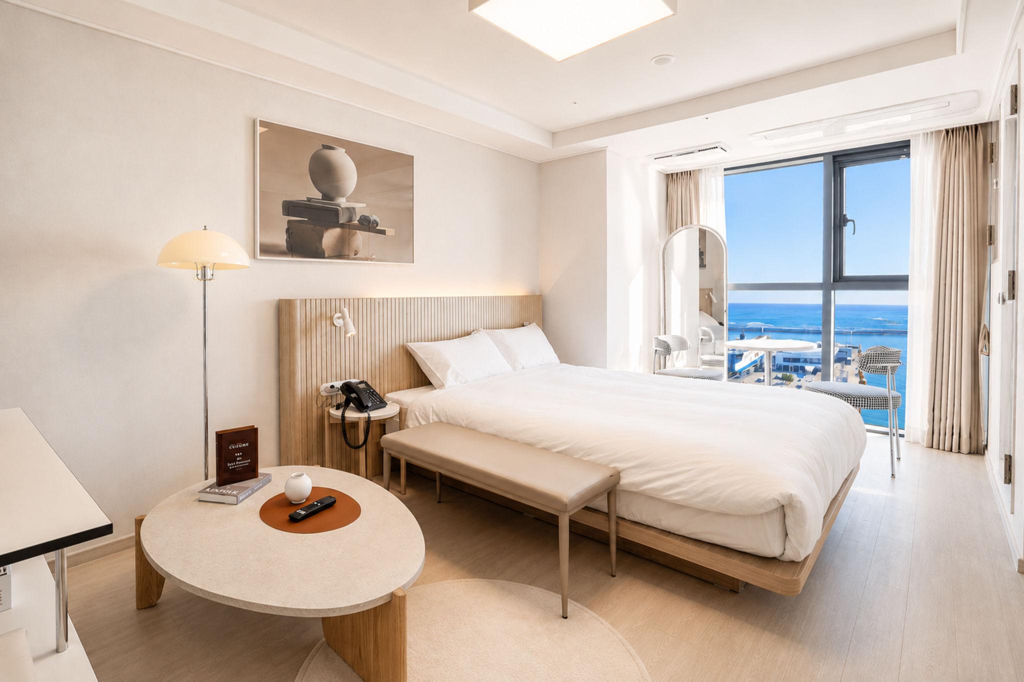 Sunrise, Triple, Ocean Front