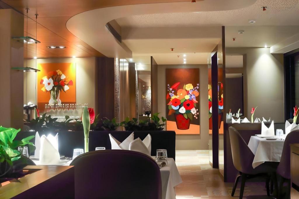 The Grandeur Boutique Hotel 28/30