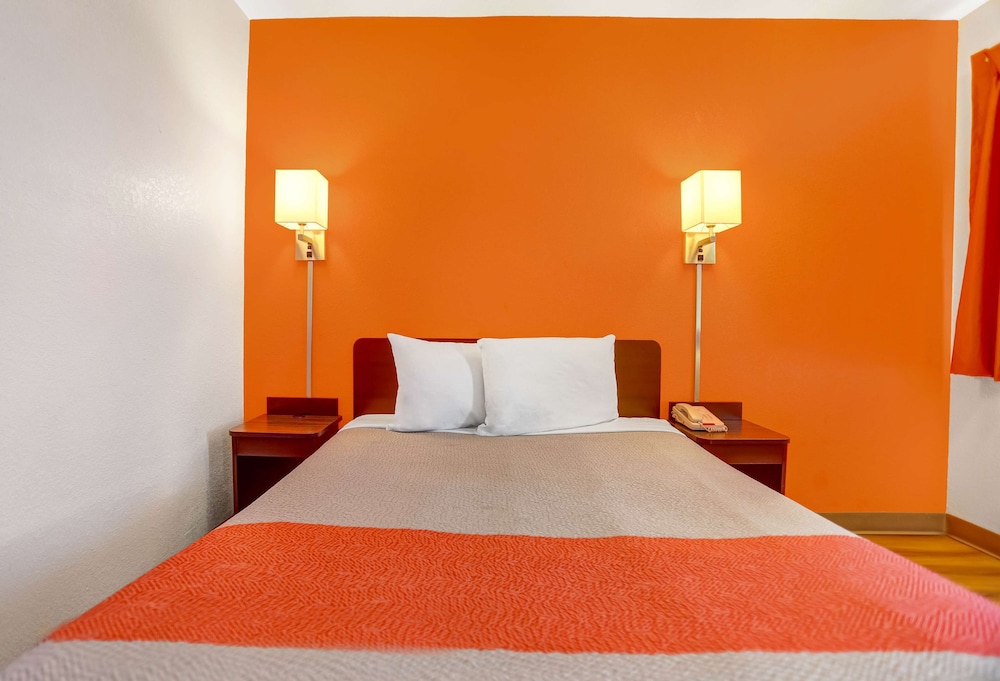 Motel6 Grants, NM 34/68