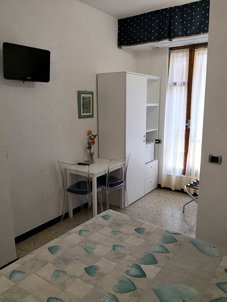 Albergo Al Carugio 23/50