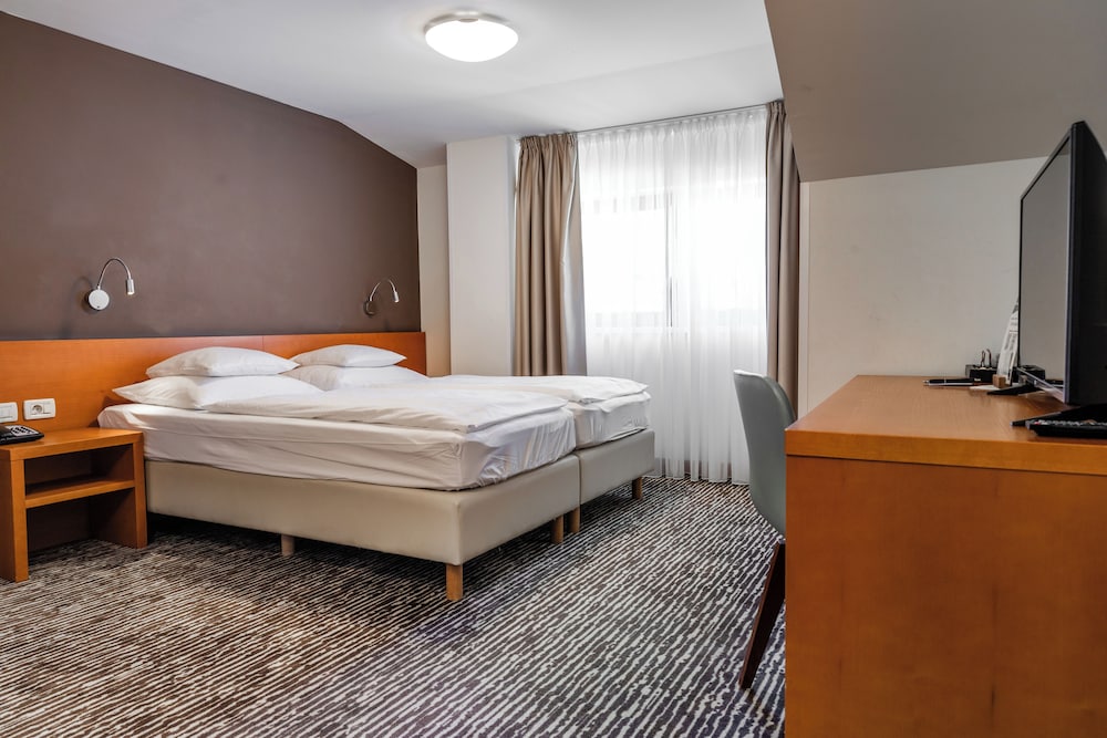 Hotel Kranjska Gora 20/53